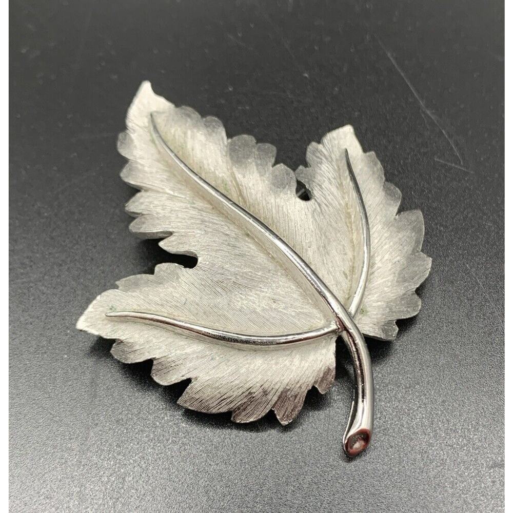 Vintage Brushed Silver Tone Trifari Maple Leaf Brooch 1960’s Estate
